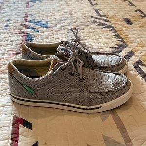 Womens twisted X shoes size 7.5